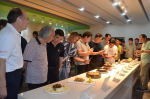 新乡餐饮协会莅临洛阳乐动注册参观考察